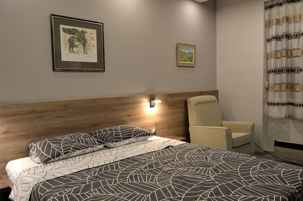 Apartment Millas Ni Eksteriør bilde