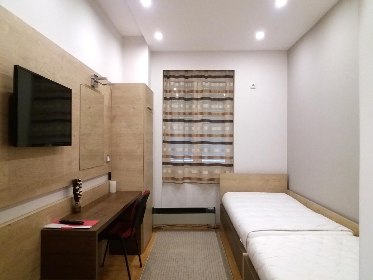Apartment Millas Ni Eksteriør bilde
