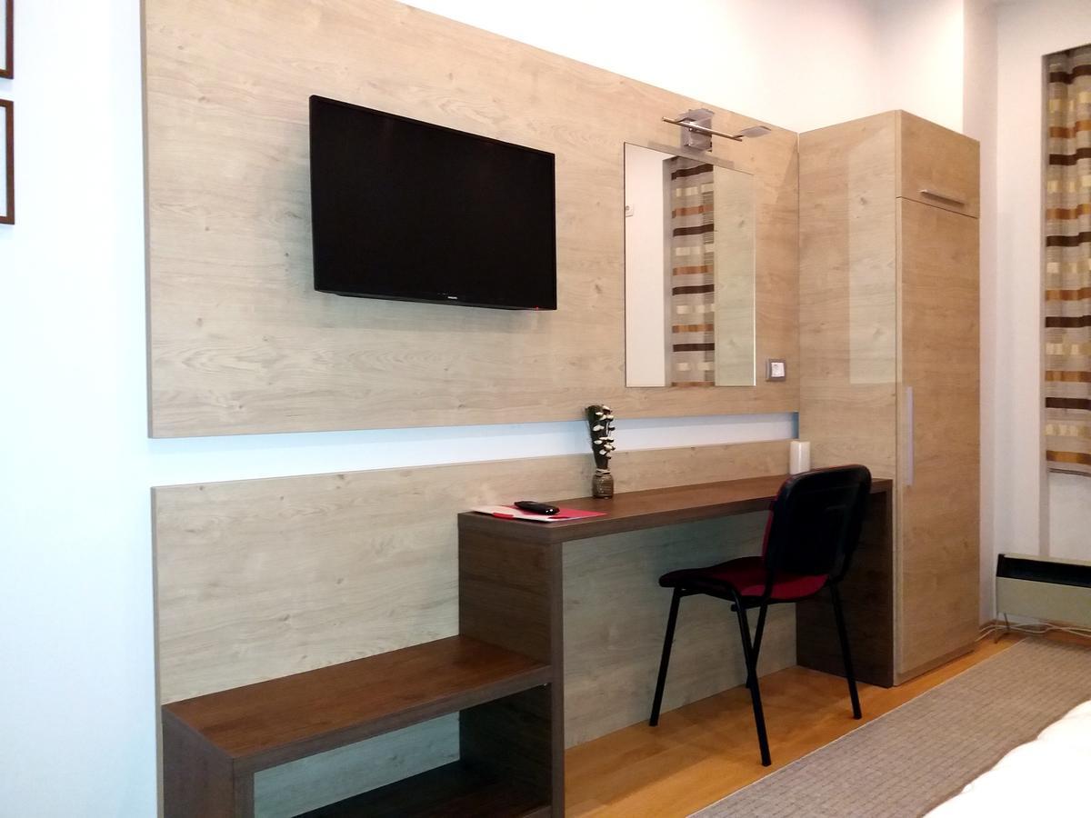Apartment Millas Ni Eksteriør bilde